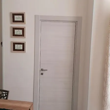 Centro Storico Mare Fuori بيت للعطل برينديسي