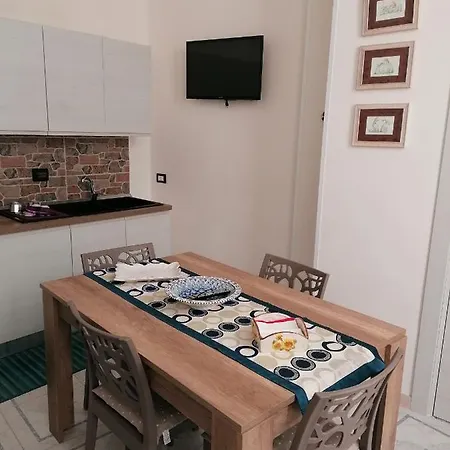 Centro Storico Mare Fuori برينديسي