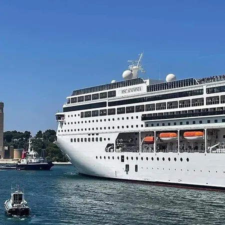 بيت للعطل Centro Storico Mare Fuori *