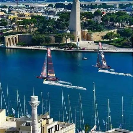Centro Storico Mare Fuori بيت للعطل برينديسي