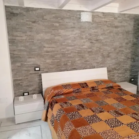 Centro Storico Mare Fuori بيت للعطل