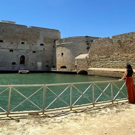 Centro Storico Mare Fuori * Brindisi
