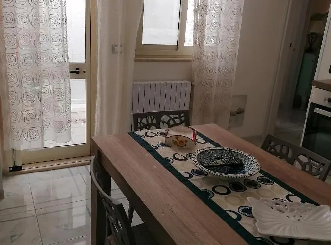 Centro Storico Mare Fuori Ferienhaus
